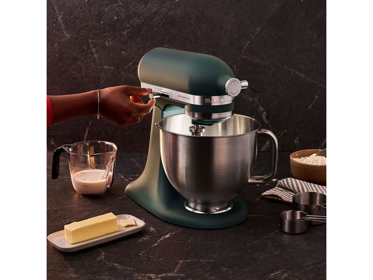 Планетарний міксер KitchenAid Artisan Plus 4.7 л (5KSM50PKVEPP) — фото 5